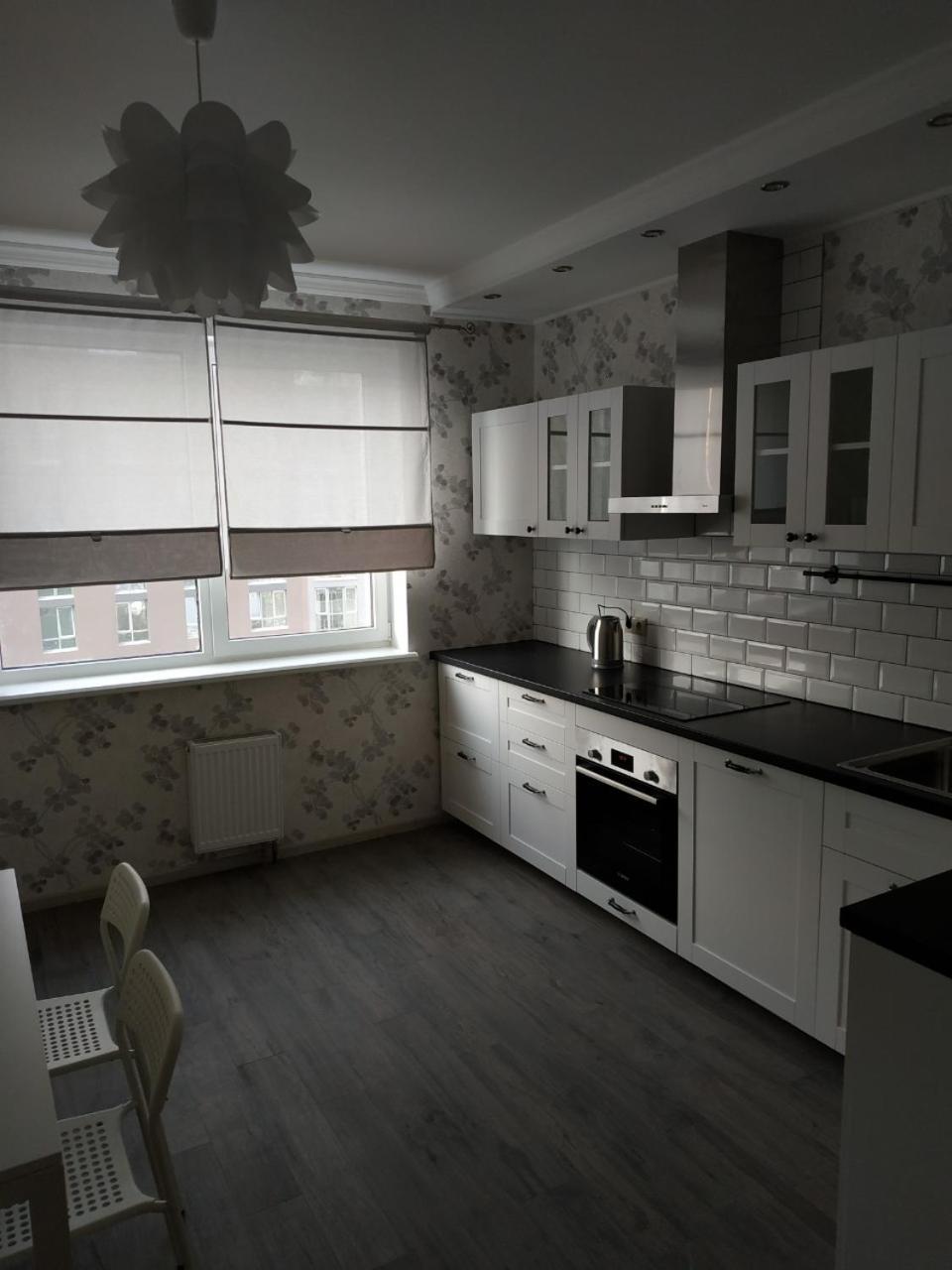 Comfort Apartment On Bogdanivska Street 7B Kiev Exterior foto